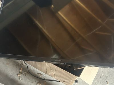 Insignia TV