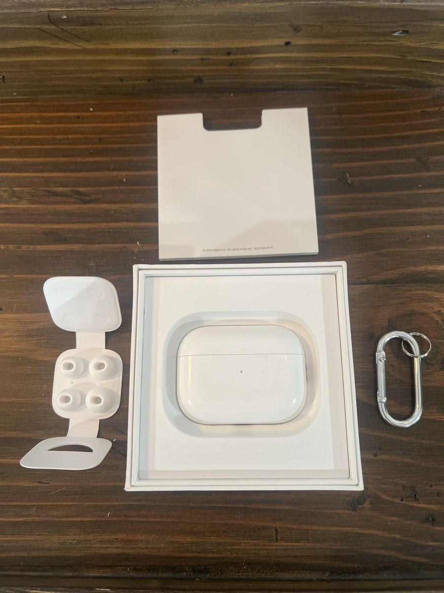 Apple AirPods Pro 2 Wireless Earbuds, with Box & Accessories