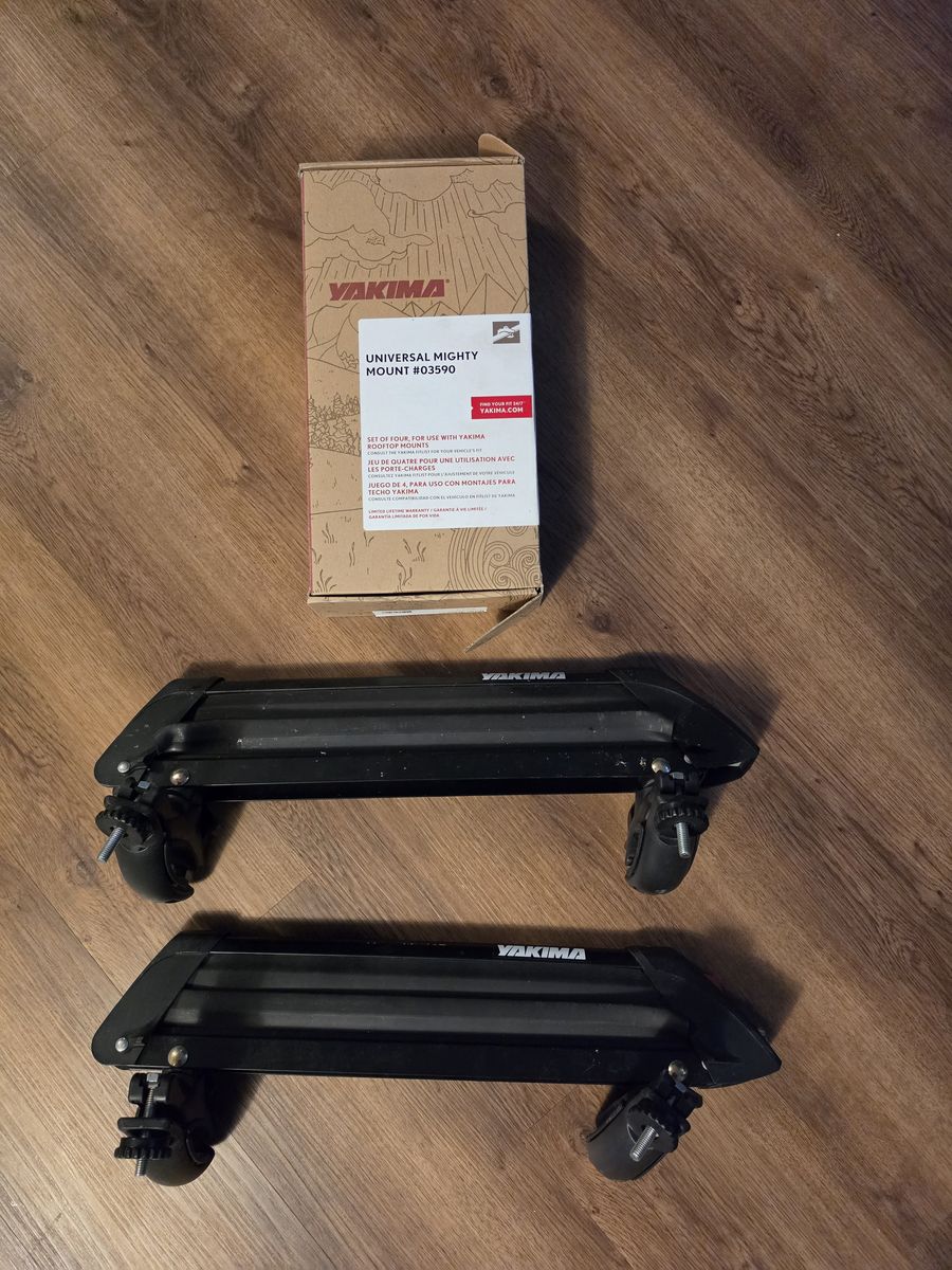 Yakima ski/snowboard roof rack