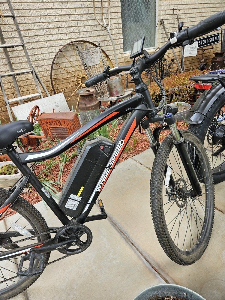 26 inch E byke, will speed