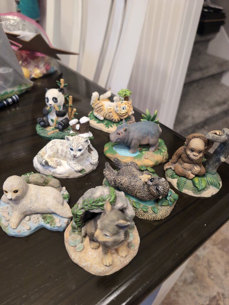 Hamilton Collection Protect Nature's Innocents Animal Sculptures Lot