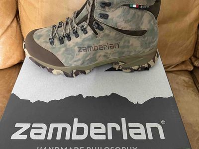 Brand New - Zamberlan Lynx Mid GTX - Men's Hunting Boot - Size 10 US