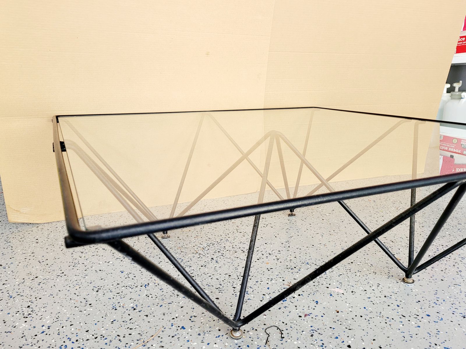 Main image 2