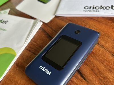 Cricket Debut Flip Phone – Like New in Box