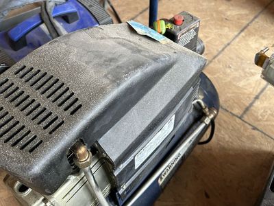 6-Gallon Portable Air Compressor