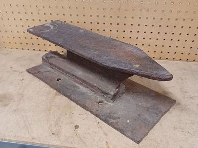 Custom anvil