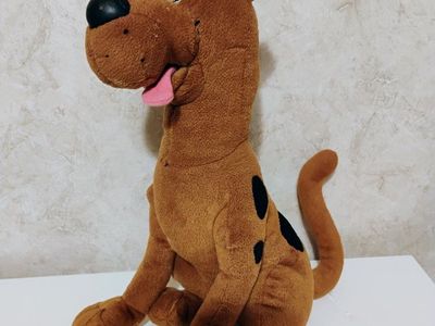 Vintage Scoobydoo plush 12 inch stuff animal