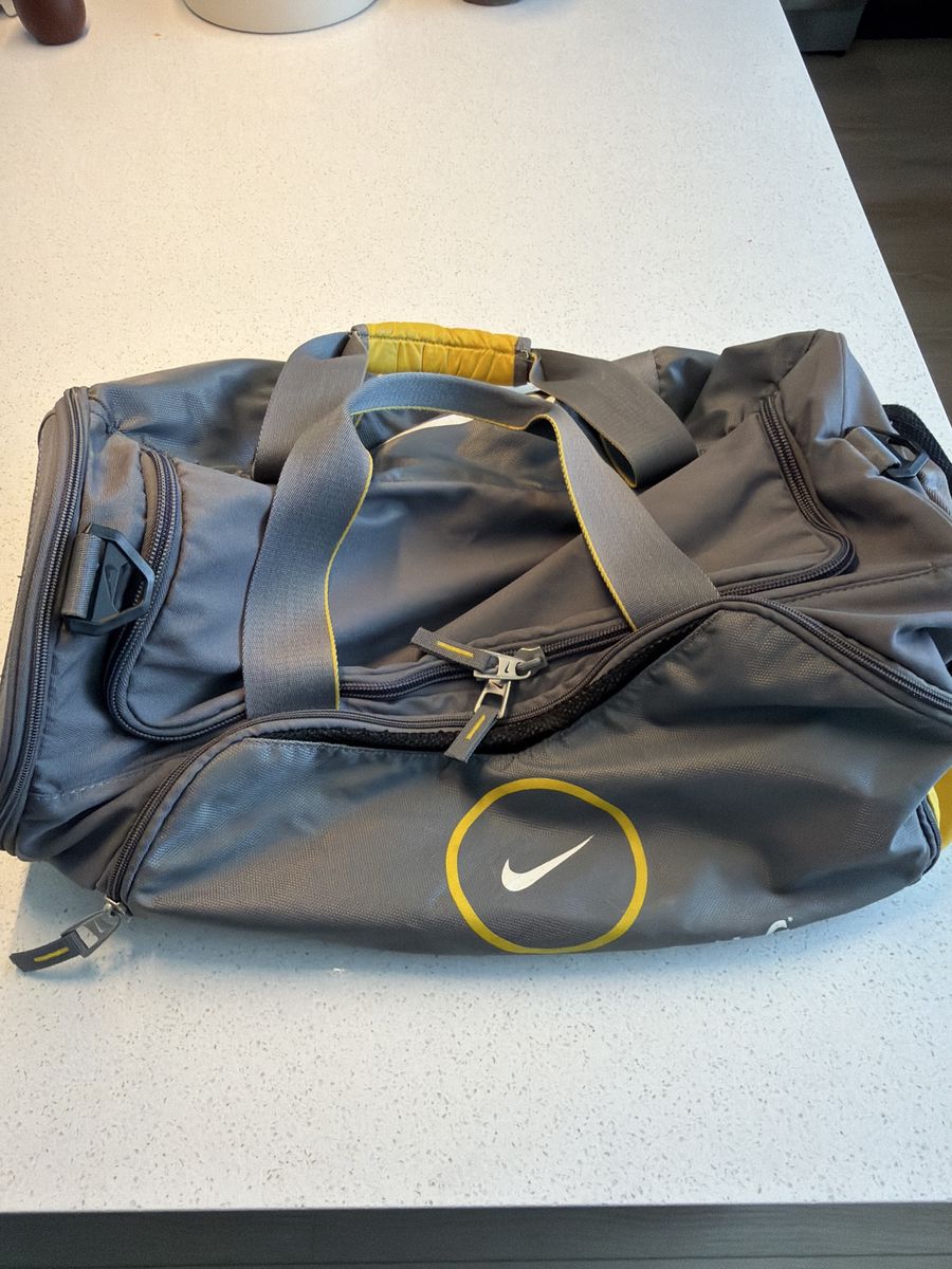 Vintage Nike Duffel - Livestrong