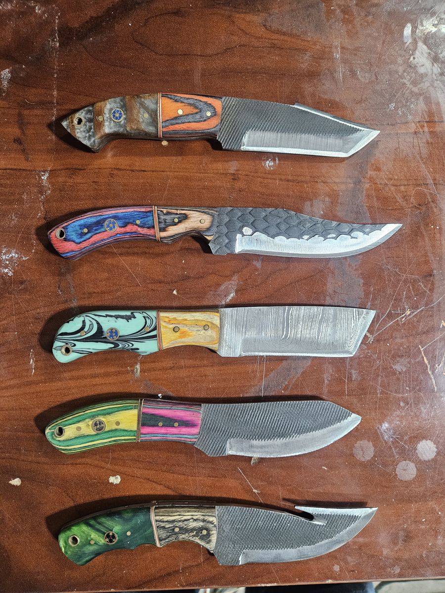 Hunting/ bushcraft knifes