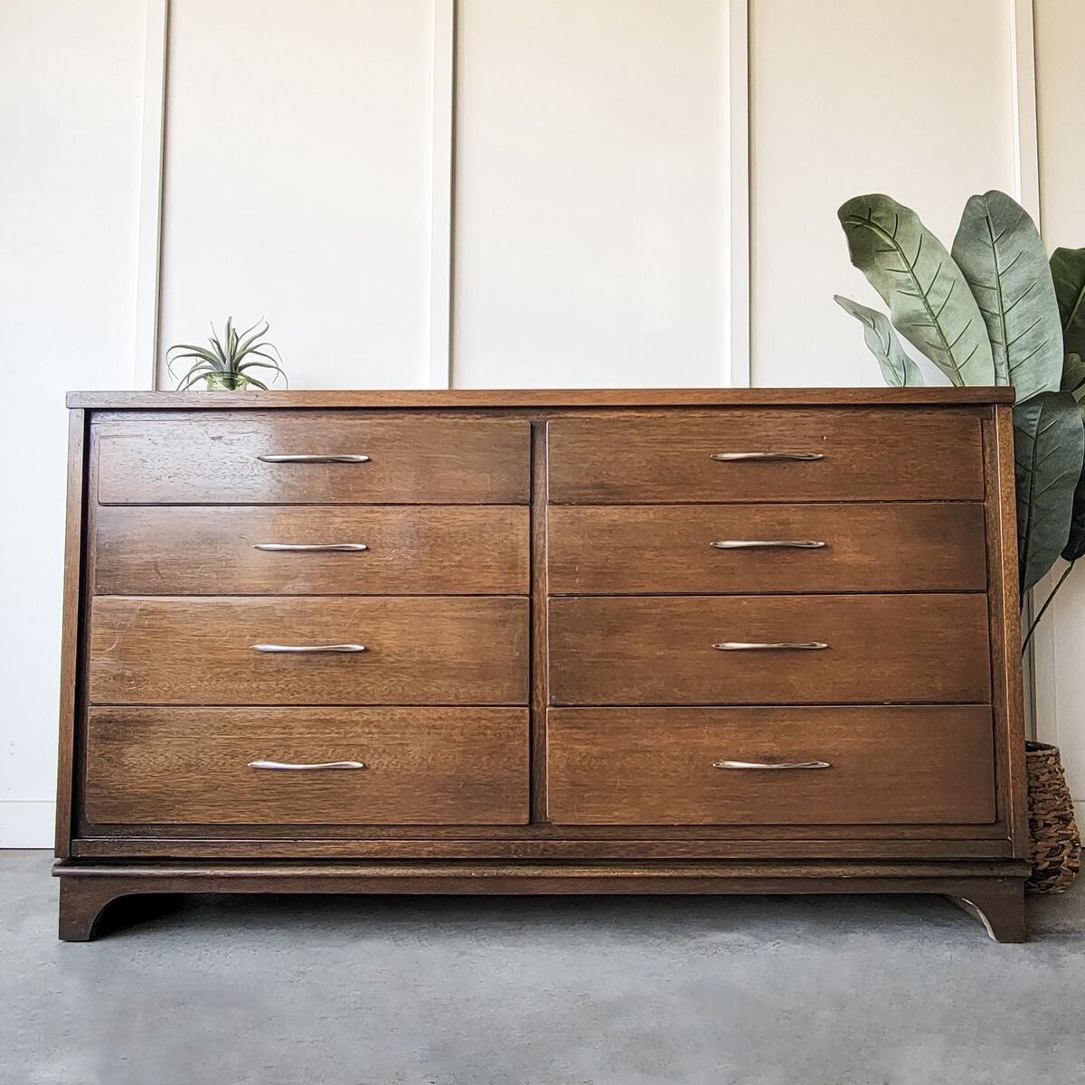 *FREE DELIVERY* Vintage MCM Dresser!