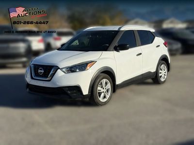 2019 NISSAN KICKS S