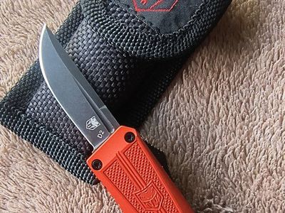 Cobratec California OTF w pouch