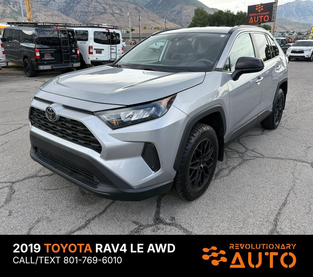 2019 Toyota RAV4 LE