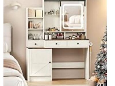 BJ041 Makeup Vanity Table Desk with Lighted Mirror and Shelves