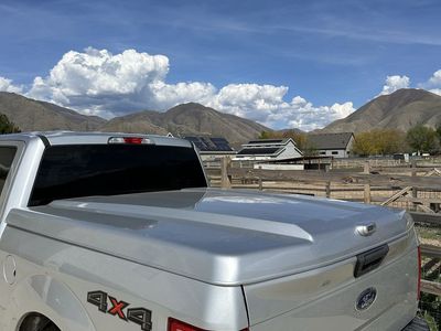 A.R.E Tonneau Fiberglass Cover