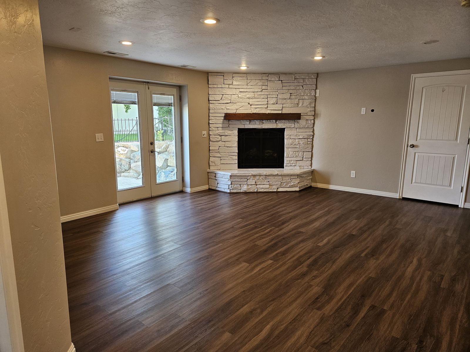 Basement apartment for rent in Eagle Mountain