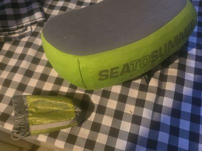 Sea 2 Summit Areos Inflatabe camp pillow
