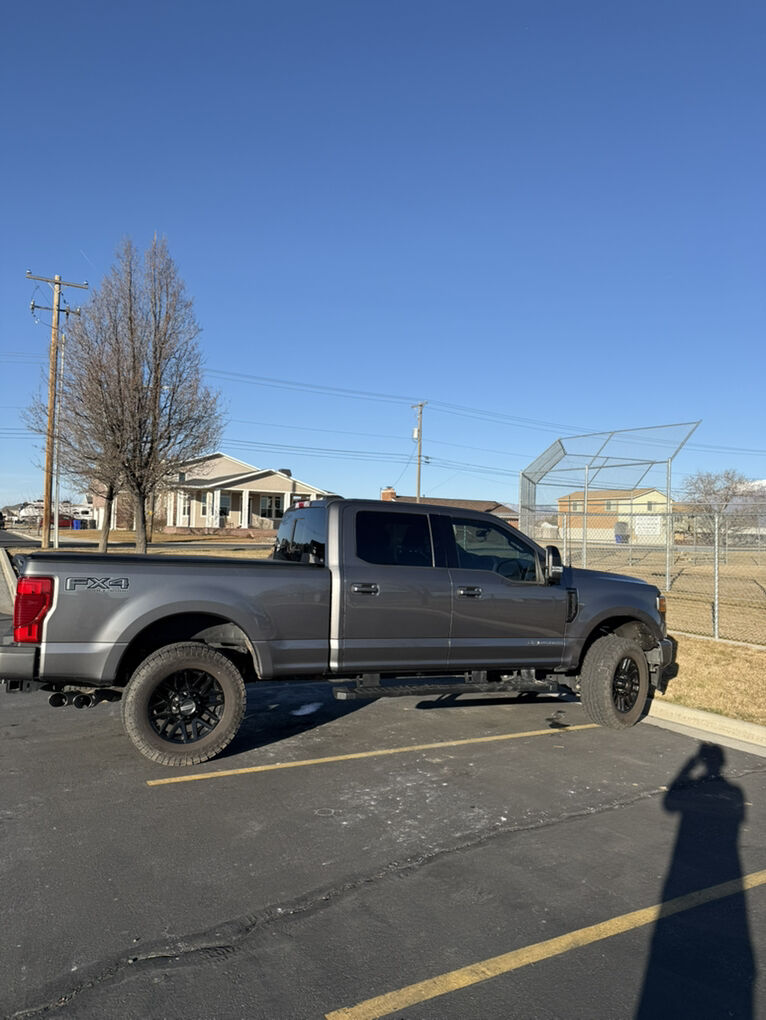 2022 Ford F-350 Super Duty Lariat