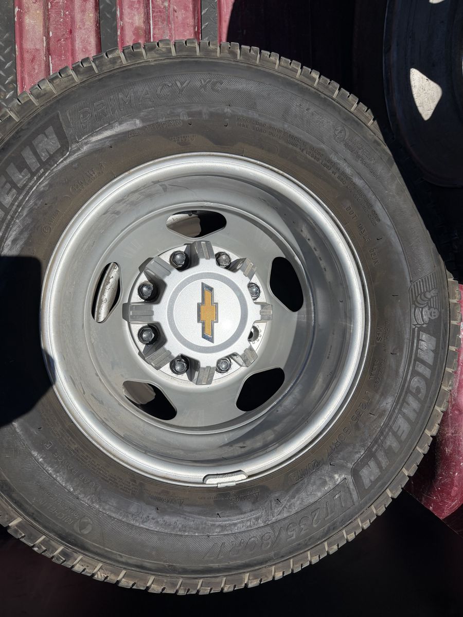 Chevy GMC Dually wheels and tires