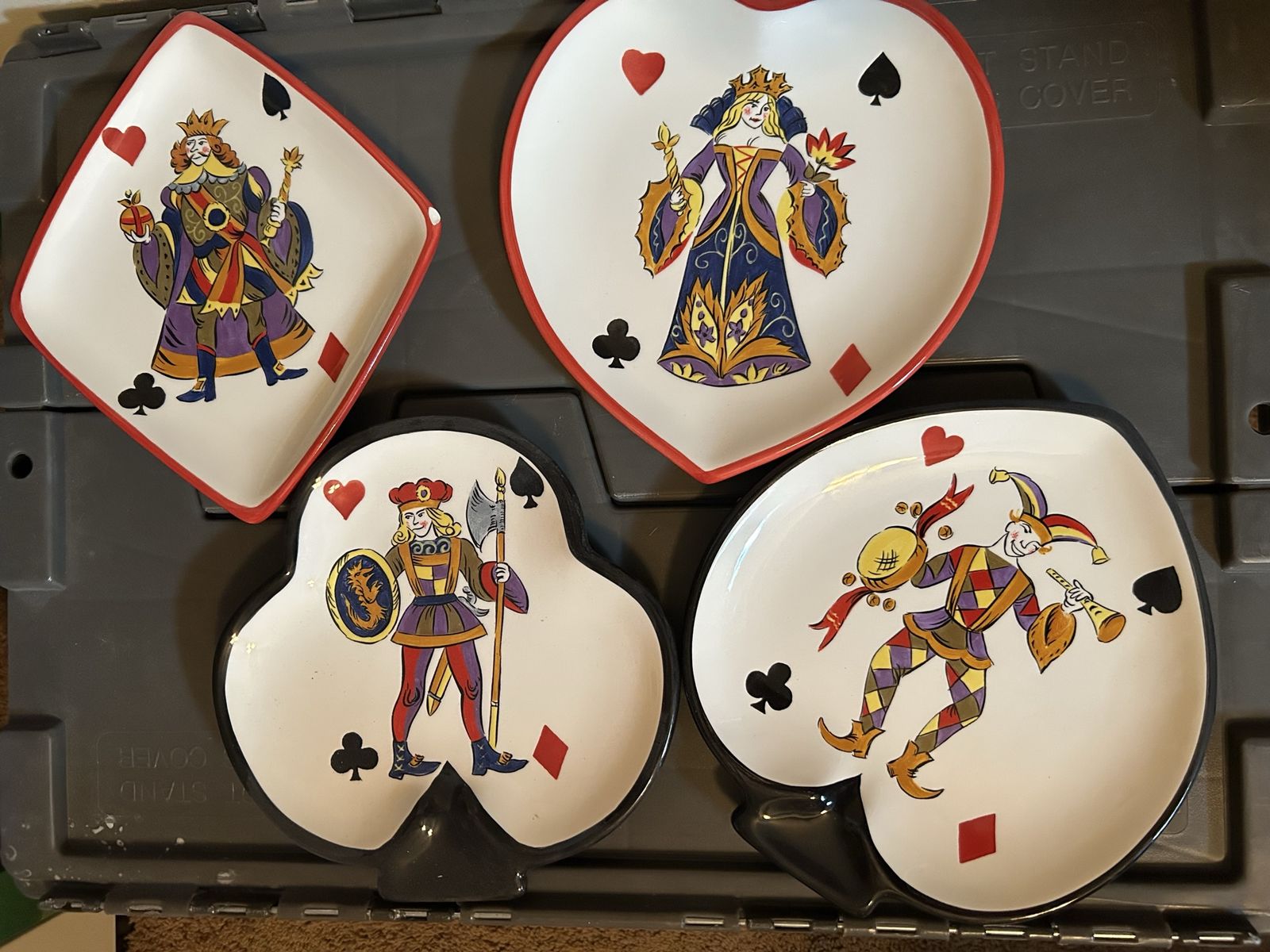 TABLETOPS GALLERY King of Hearts Card Shaped Hand Painted Appetizer Plates - Set of 4