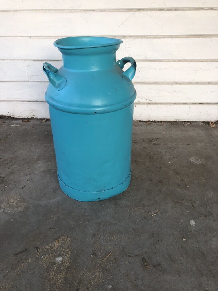 Vintage/Antique Large Milk Can
