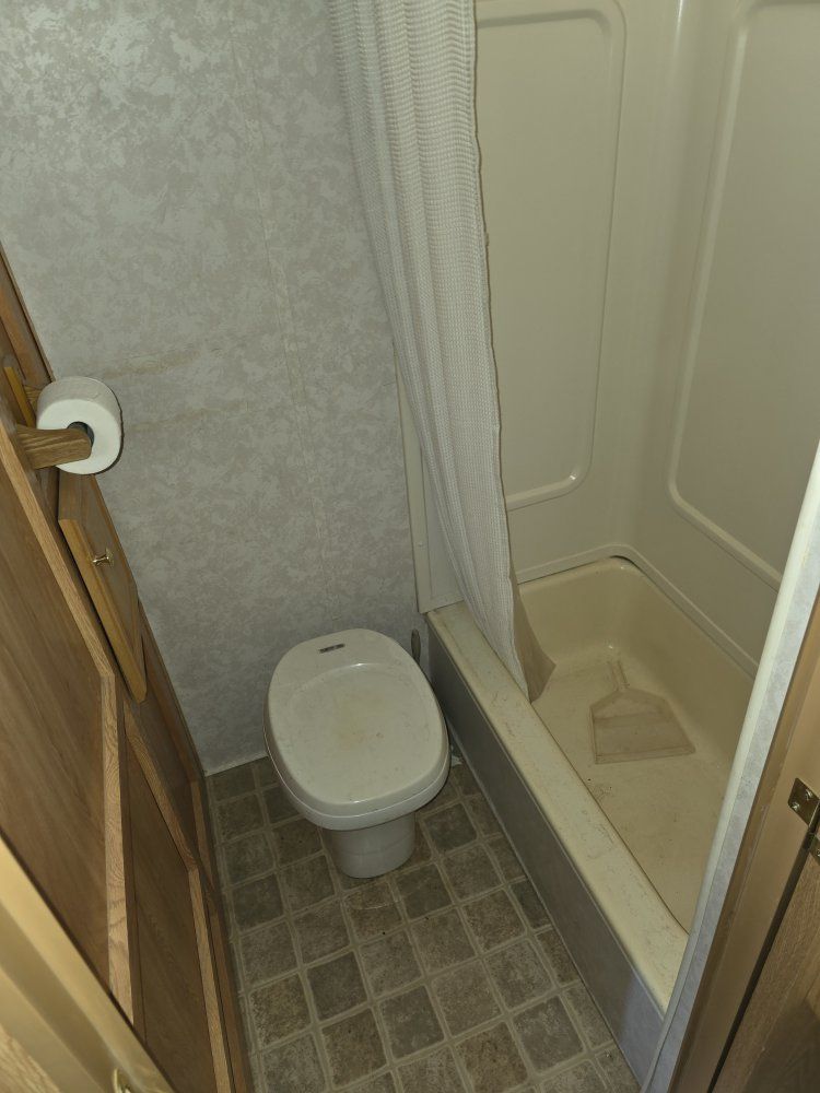 Main image 8