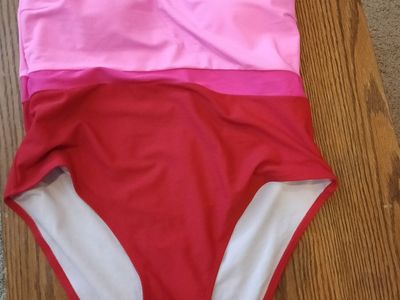 New swim suit it's large