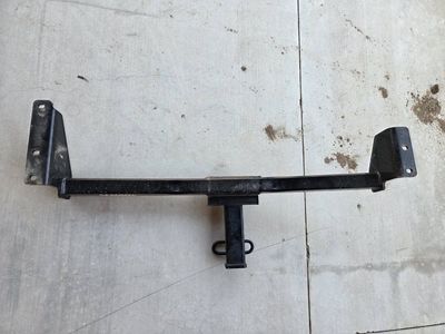 3500lb Trailer Hitch: Uhaul HW-230