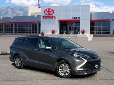2024 Toyota Sienna LE 8-Passenger