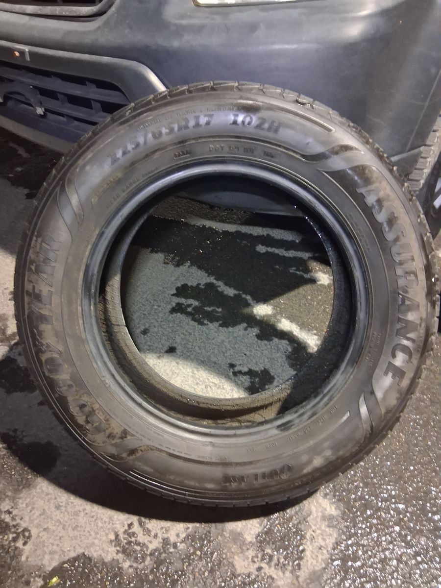 Goodyear Assurance 225 /65R 17