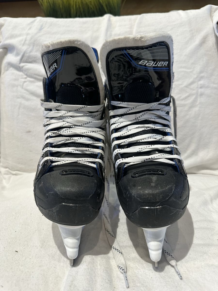 Bauer MS-1 skate size 8 black hockey skates with Tuik blades