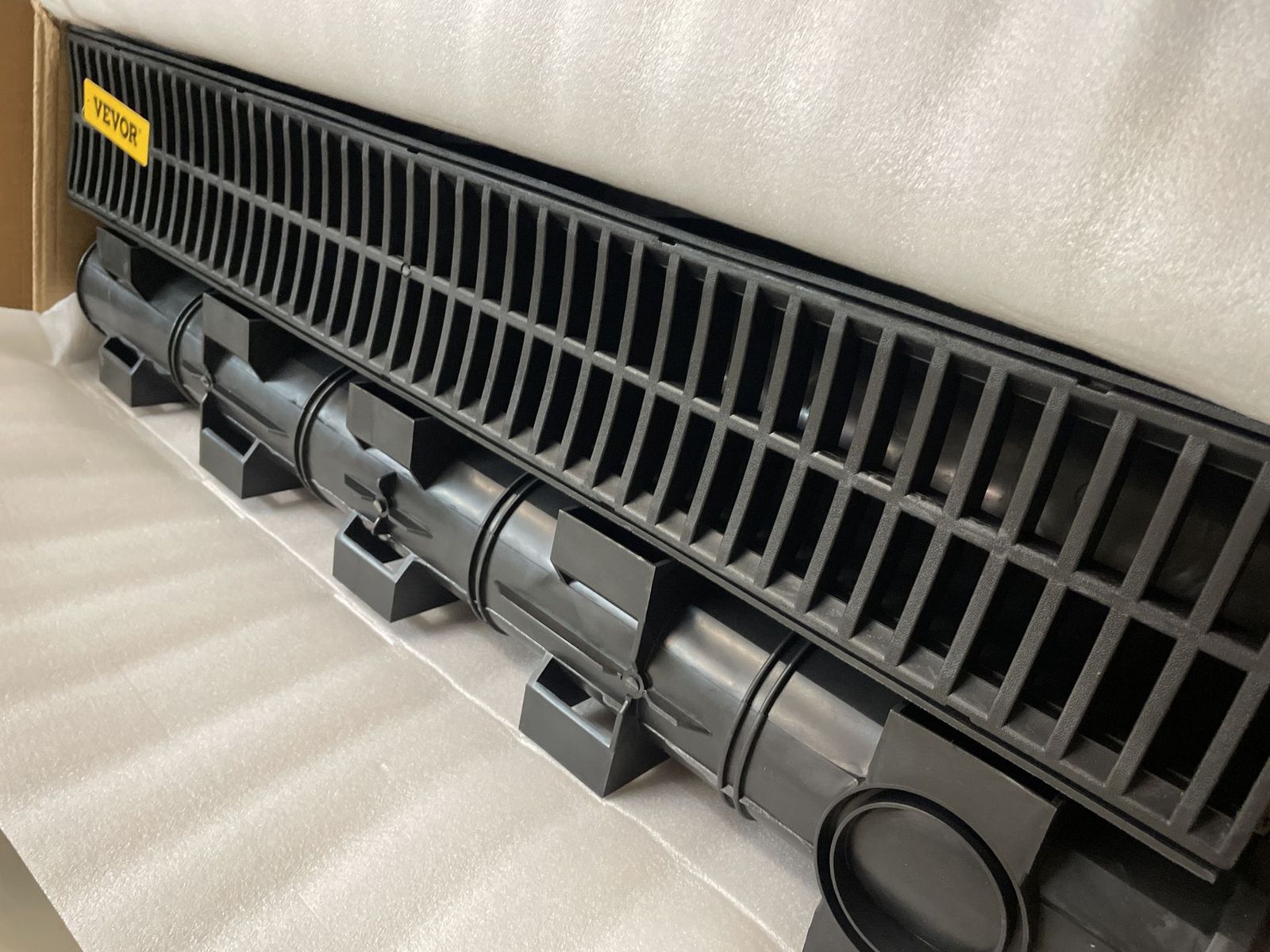 VEVOR Drain Gutter System with Grates Set of 6 New Open Box Drainage Trench Channel
