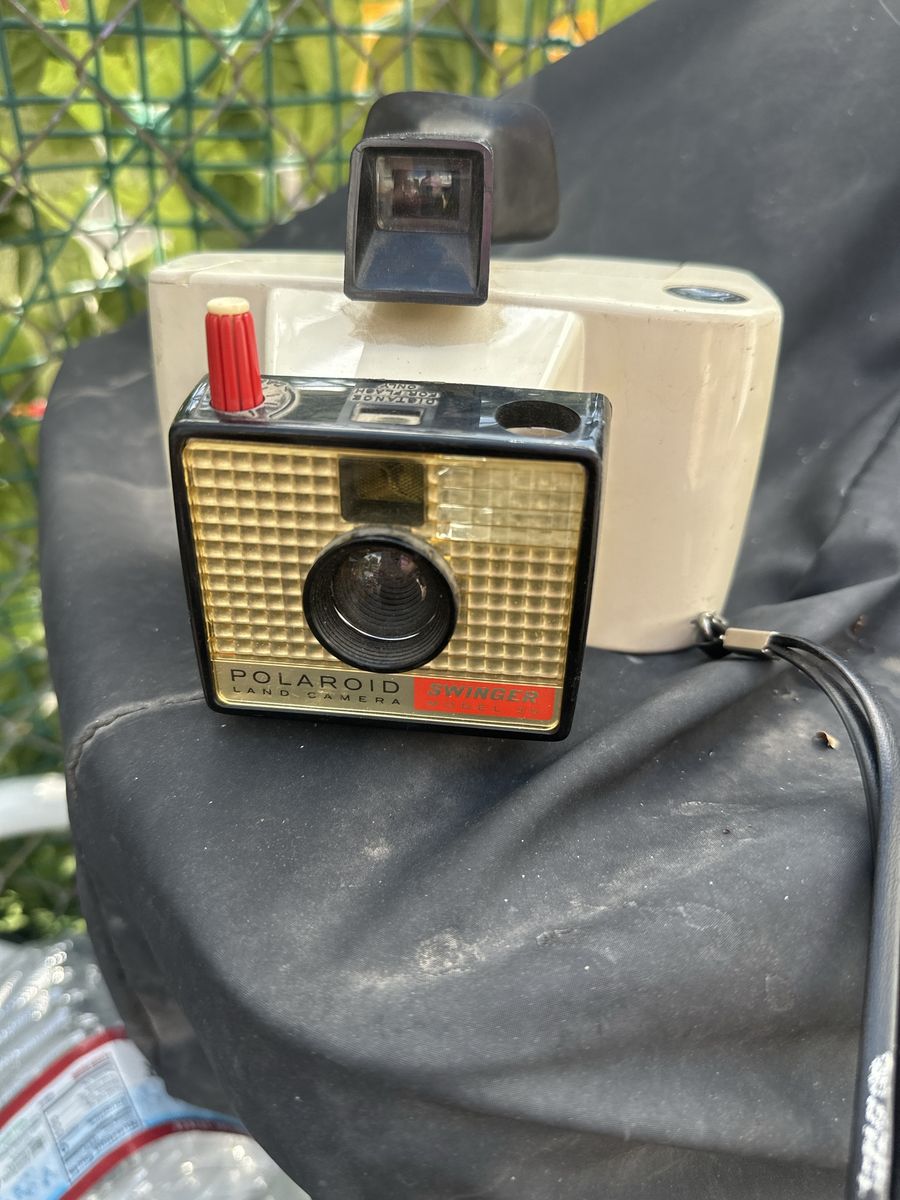Vintage Polaroid Swinger Land Camera - Classic Instant Film Photography, Untested