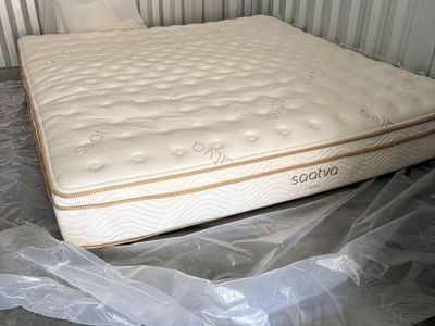 Saatva Classic 11.5 King Mattress