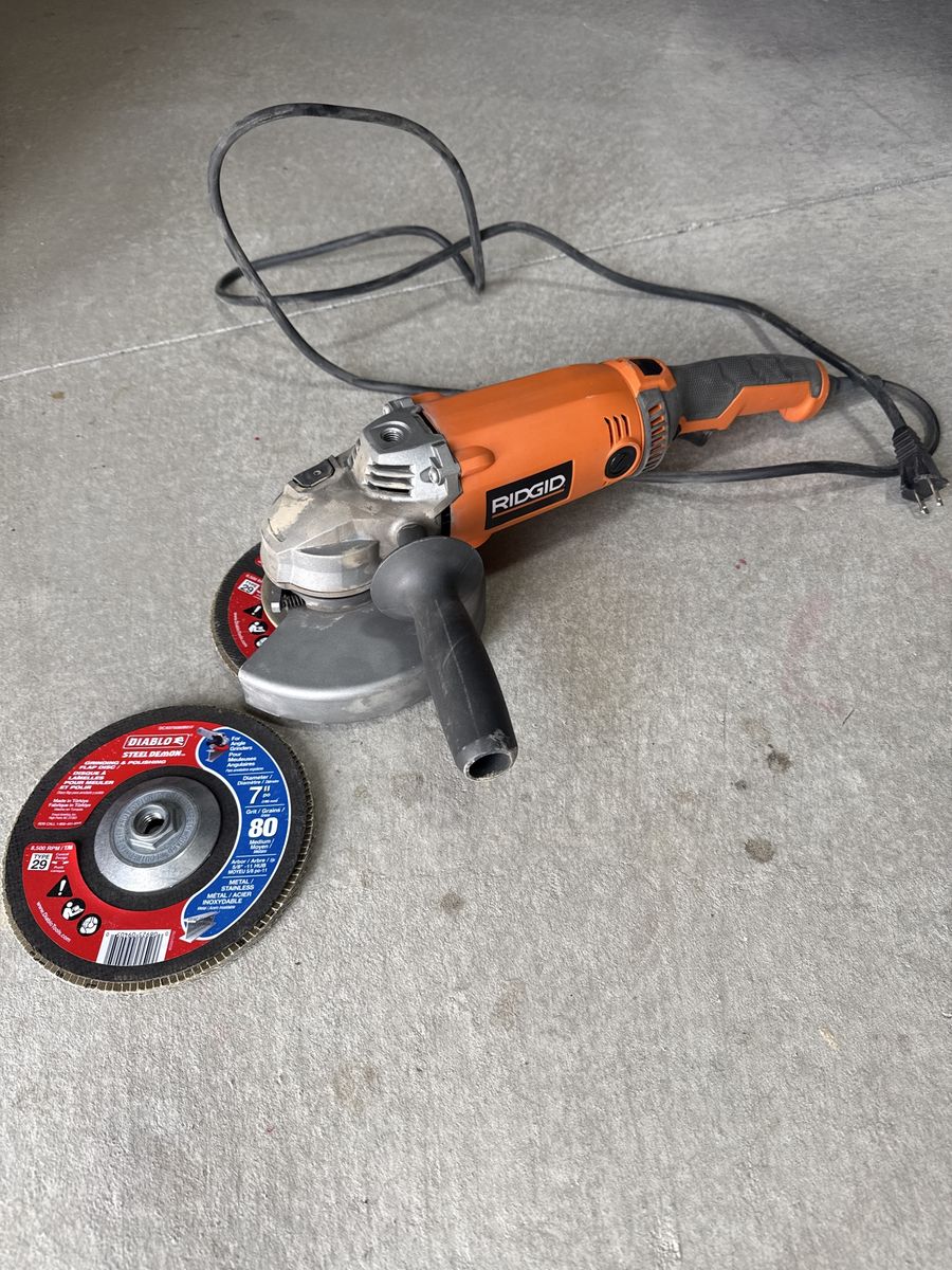 Rigid 7" angle grinder