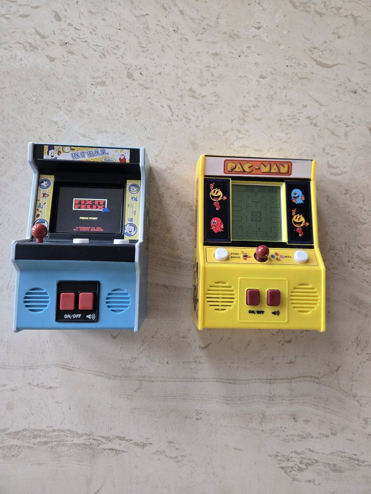 Lot of 2 Mini Arcade Games - Pac-Man and Fix-It Felix Jr.