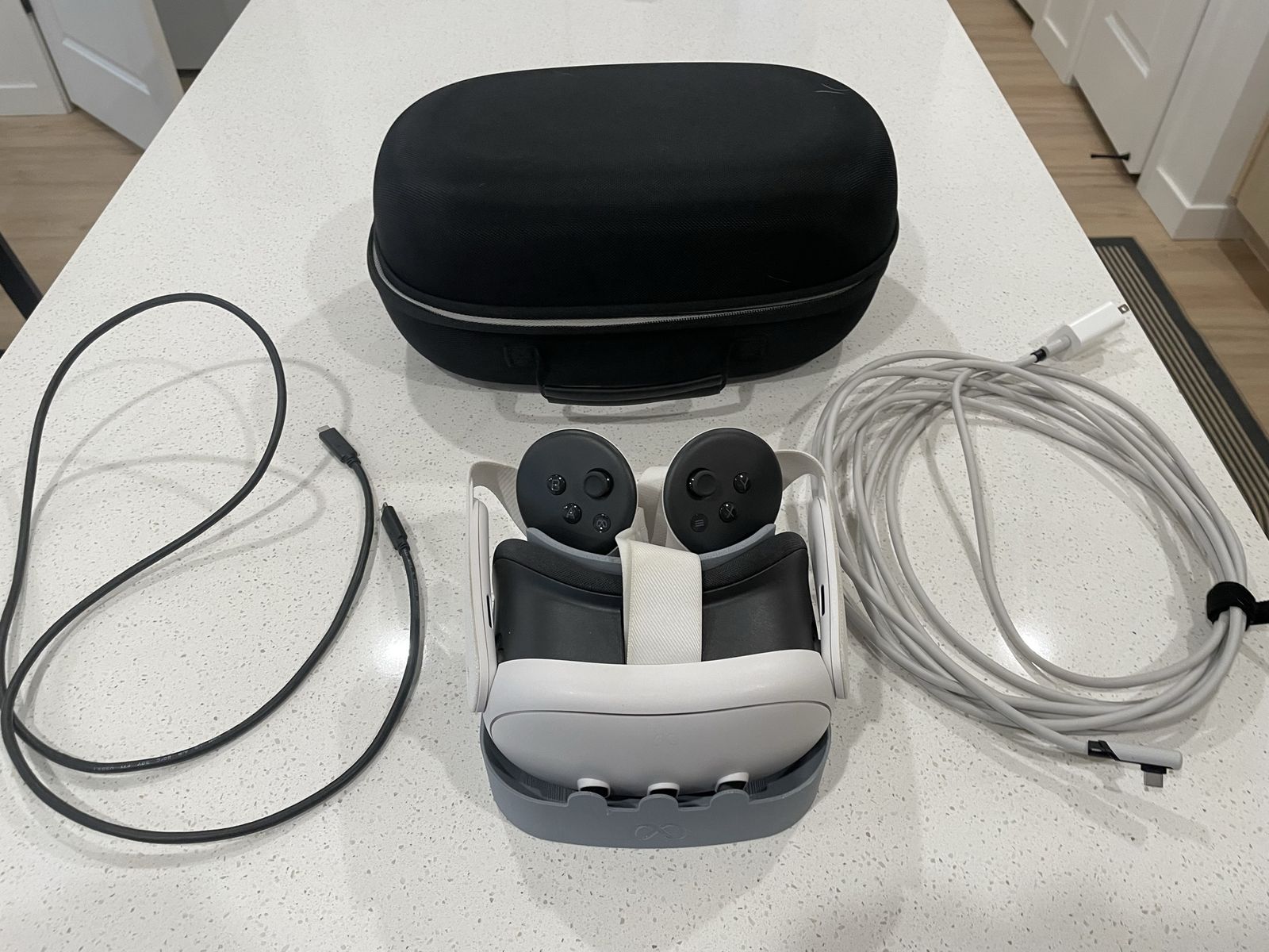 Meta Quest 3 With Extras