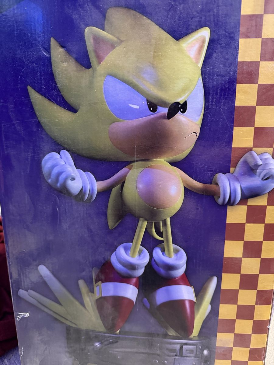 Super Sonic First4Figures statue