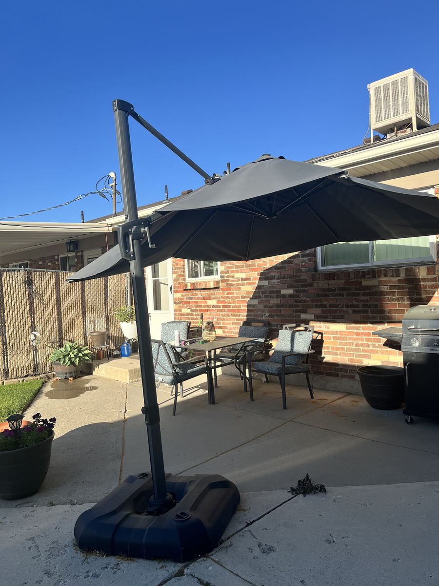 Purple Leaf Patio Umbrella with stand