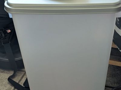 Dog Food/Smoker Pellet Container with Wheels