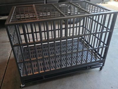 Dog crate
