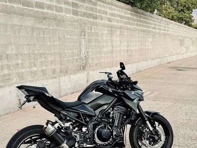 2024 Kawasaki Z900 ABS | 2,500 Miles | Full Exhaust + 2WDW Tune