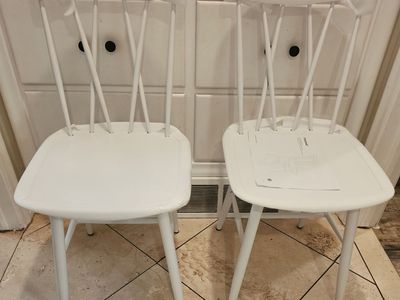 New Assembled Set of 2 Threshold Modern Metal X Back Dining Chairs, White