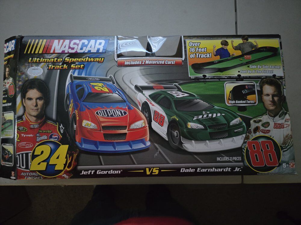 Nascar toy raceway