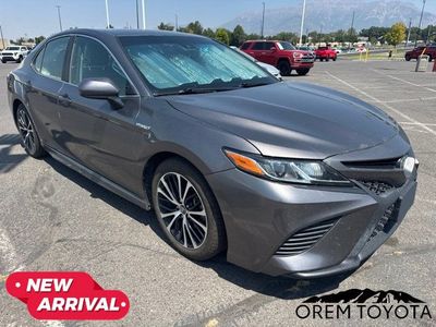2018 Toyota Camry Hybrid SE