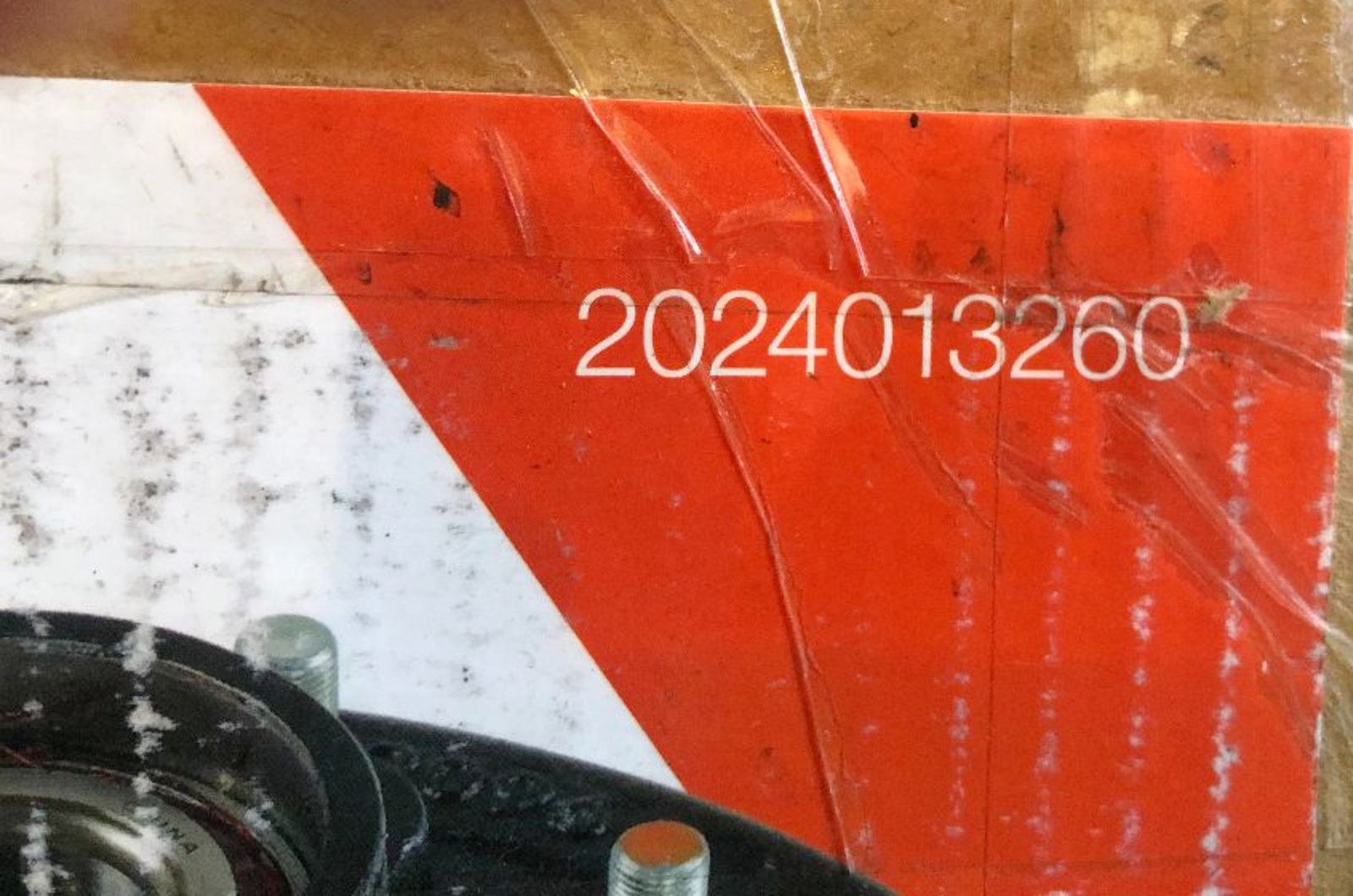 Main image 3