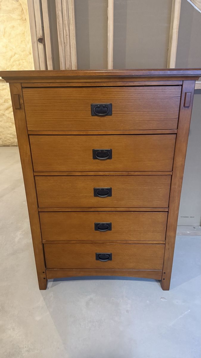 Dresser