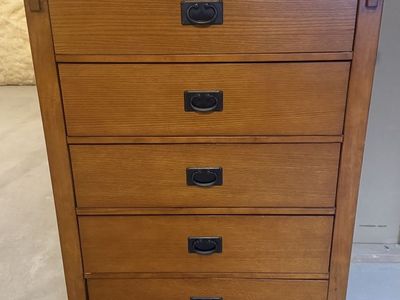 Dresser