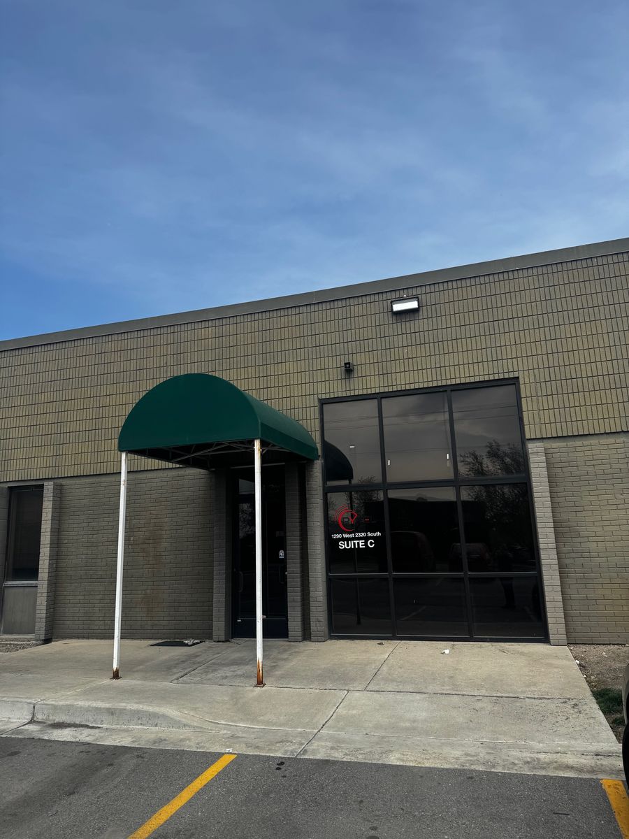 Multi Office Space with Conference Room For Lease