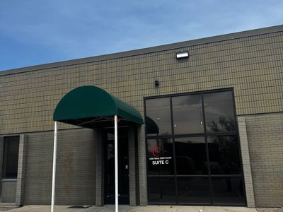 Multi Office Space with Conference Room For Lease